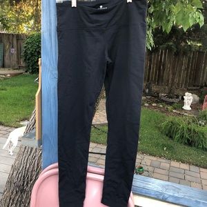 2 pairs of leggings!! Tuff athletics